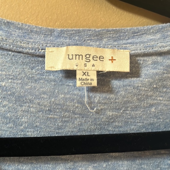 Umgee XL gathered light blue top - Picture 3 of 4
